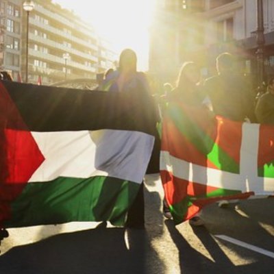 Gernika-Palestina Deialdi Herritarra. Elkartasuna da herrien arteko samurtasuna. Stop genocide in Palestine. Solidarity from the Basque Country 🇵🇸