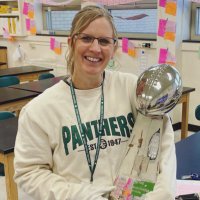 Becky Essenmacher (@r_essenmacher) 's Twitter Profile Photo