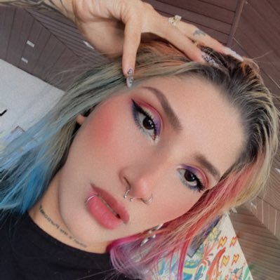 _rainbowkillerr's profile picture. be you and fuck the world😬