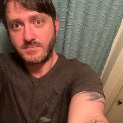 Software Developer and Chemical Dependency Counselor. Looooove music, comics, physics, really name it.. life is beautiful!
