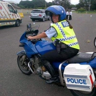 PC Gamer .. Captain at Metro Police, Durban -  Contact 031 3610000 for traffic & crime emergencies.. Any views posted are made in my private capacity...
