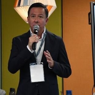 AlfredoS72800's profile picture. 