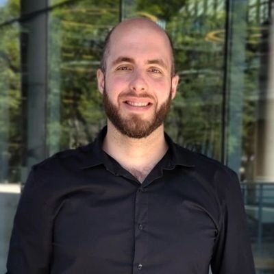 Licenciado en Ciencia Política (@UBAonline) y Maestrando en Investigación Histórica (@UdeSA) 📚
Café ☕ en todo momento y lugar