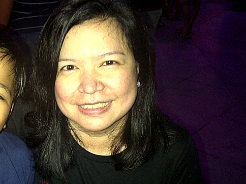 Headhunter 24/7,The Mummy of four 25/8,Big Idea kid,football mom,bellegourmand,amateur travelwriter,design disciple, Baclaran devotee,gymrat, beachbaby forever