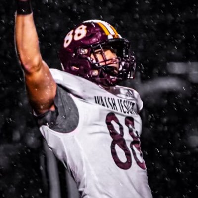 Wj 2024 DE/TE |6”3 220|#88 |Football| All Conference| 3XAll District| Email: 224015@walshjesuit.org