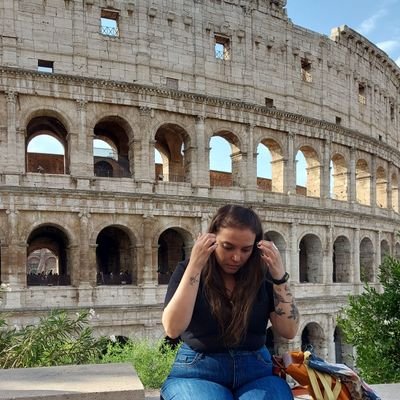 PaulaRothbarth's profile picture. 🌎🖤🌌✌🏼