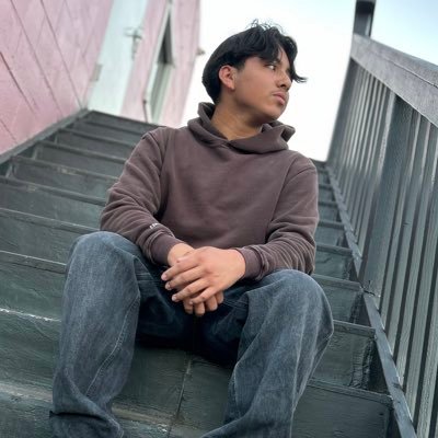 danielchav1n's profile picture. 