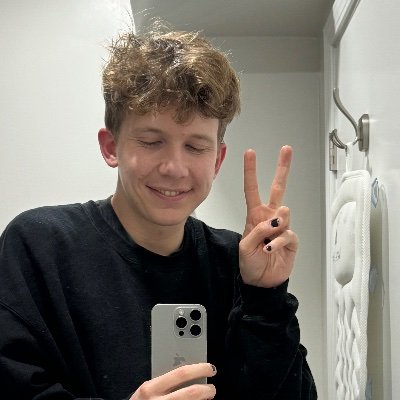 asimpletaffy's profile picture. untouchable uncrustable