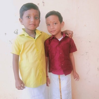 MoovendarM71619's profile picture. 