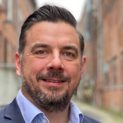 Co-founder and CTO of Ubifine - an ai based mental health buddy. responsible for product development and technological strategy. Love vespas and wine