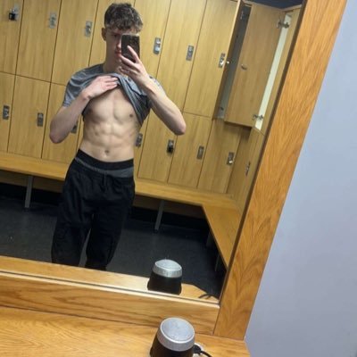 gym Fortnite valorant! daily streams and posts