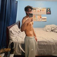hungcollegeguy4 (@hungcollegeguy4) 's Twitter Profile