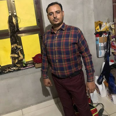 ZakeerShek84923's profile picture. 