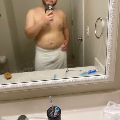 Casual gamer and way too laid back. NSFW 18+
