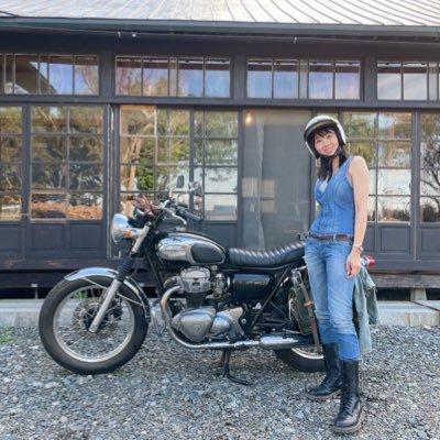 FIGARO/W650 リサイクルショップ巡りが好きです。 レトロっぽいものが好き。YouTubeみてね⬇️