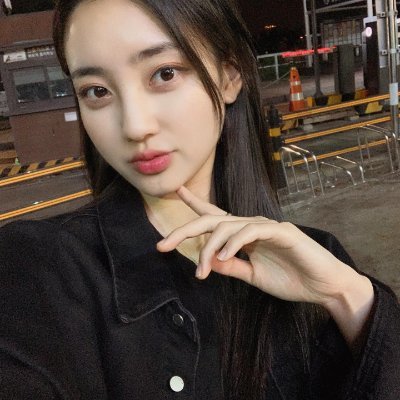 shmmittty's profile picture. Life is too short to be unhappy