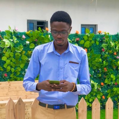 Real Estate Agent 🏡| Data Analyst 📊 | Chelsea fan 💙| On a Journey to Become a High Value Man 🦅👑 | Masculinist.