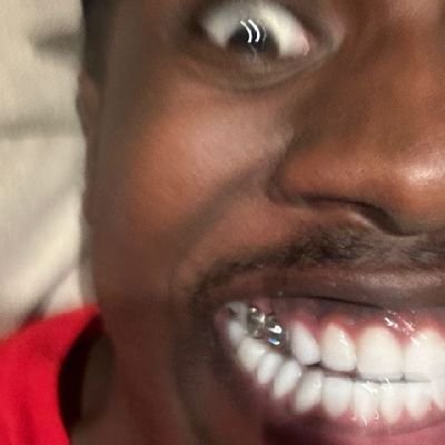 Lbozoo_'s profile picture. .