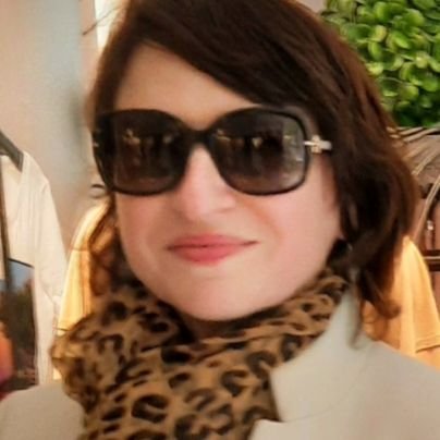 EllenizaG's profile picture. Many people and opportunities have much more to offer than you think ;):)