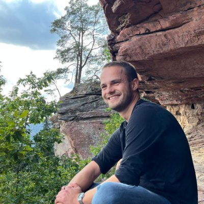 tobiasschaefer_'s profile picture. CEO @build_it_ / AI enthusiast / #Shopware + #Laravel developer 
Love sharing my experiences and insights