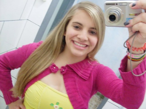 Ela tem força, tem sensibilidade, ela é guerreira, ela é uma deusa, ela é mulher de verdade ♫