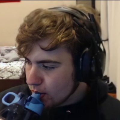 puppyboybites's profile picture. christian | he/him 🐾 ftm | 19 | autism | bark bark :0!!