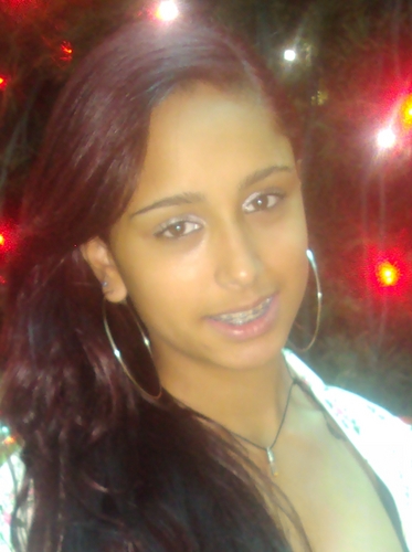 http://t.co/KlyE3lVYUc

Sigo todos de volta ;)

Apenas uma pessoa qe tenta ser feliz da melhor maneira possivel..
