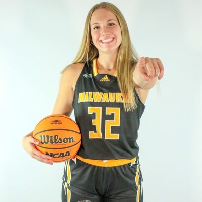 mke wbb #32