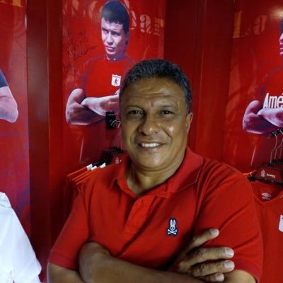 AlexElpibe10's profile picture. 