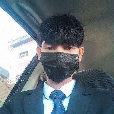 faiz5421's profile picture. The highest virtue is like water.
                                                                               水善利萬物而不爭