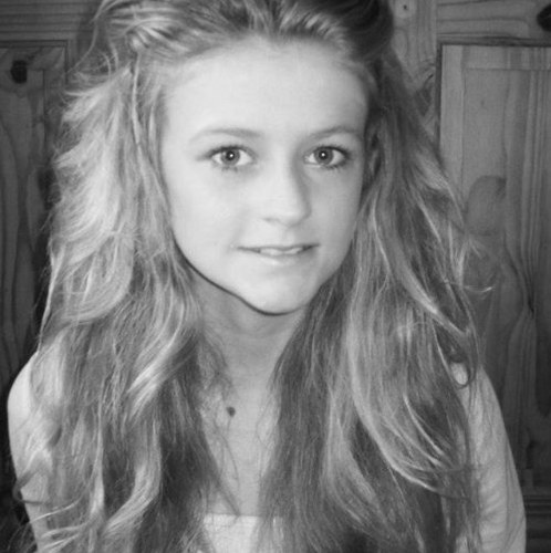 georgiaaworboys's profile picture. Follow me and I will follow you back :)x
My name is Georgia and i'm 13 years of age 
And i love listening to Olly Murs xxxx