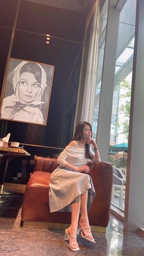 kimiko834972643's profile picture. は目で恋をし、女は耳で恋に落ちる。LINEに追加してください【https://t.co/0DmRwQZt4z】