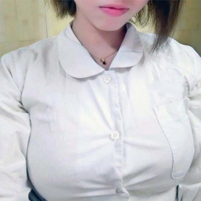 20ｻｲ , 158cm , Ecup , 自発苦手 , マメな人好き , いちゃいちゃしたいｰ , お〇にぃー動画送ってほしい人はフォロワーさんになってね