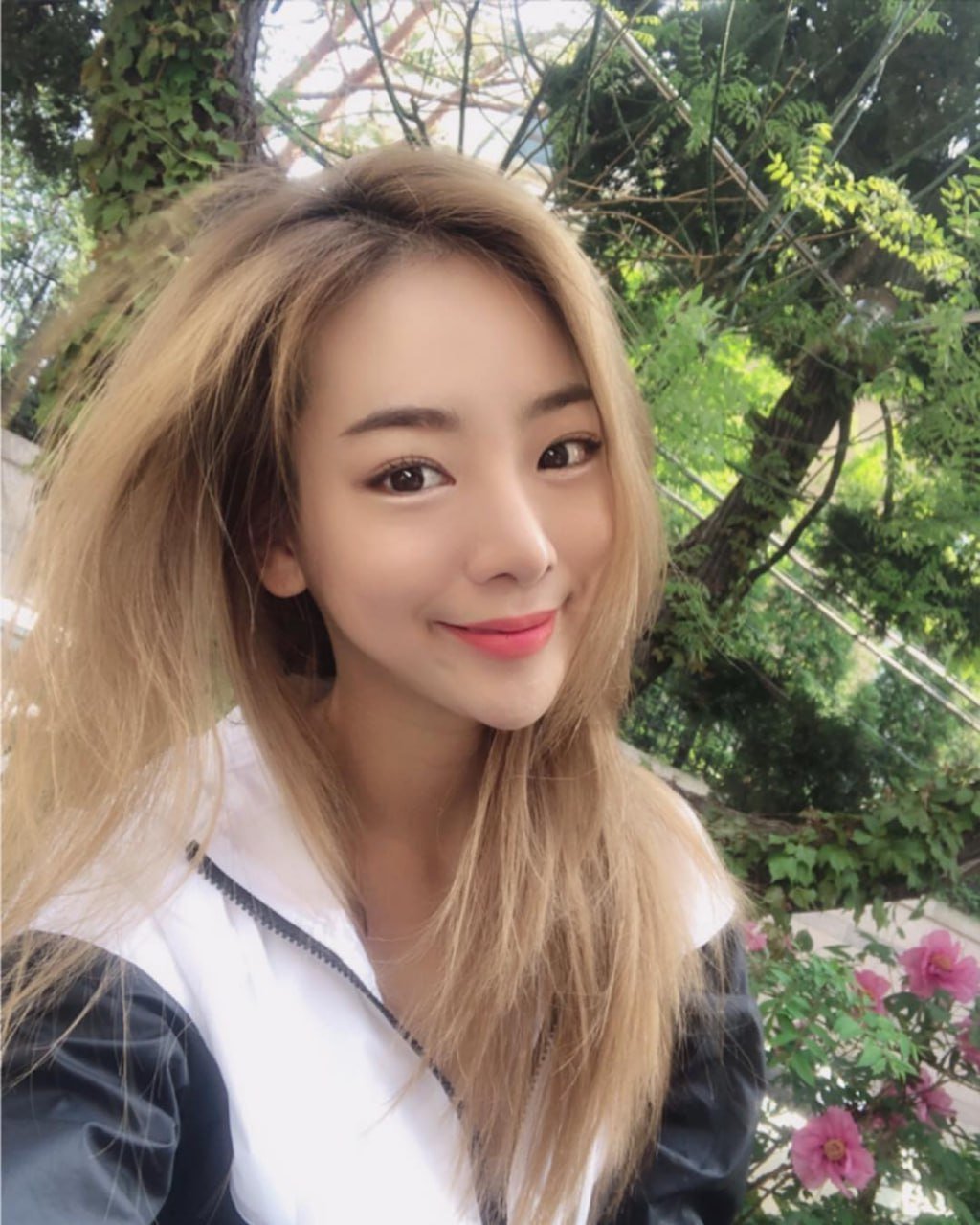 Japan2085556's profile picture. みんな、笑ってみな、おっかないが 逃げちゃうから【https://t.co/ETSfSg7Ojo】