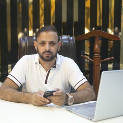 dhaplots's profile picture. 