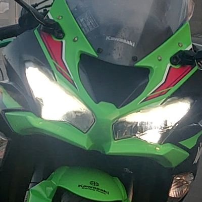 Kawasaki zx6r