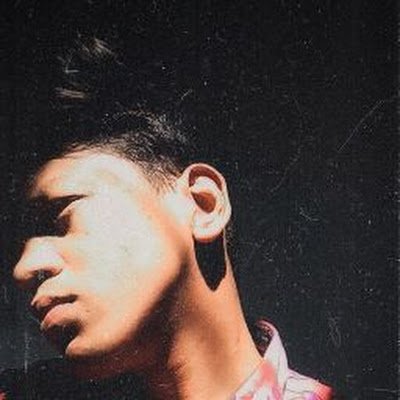 Stringcast1233's profile picture. 