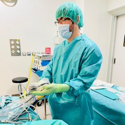 FEA de COT con interes en artroscopia de muñeca rodilla y pie tobillo. Intervencionismo ecoguiado y tratamientos ortobiologicos