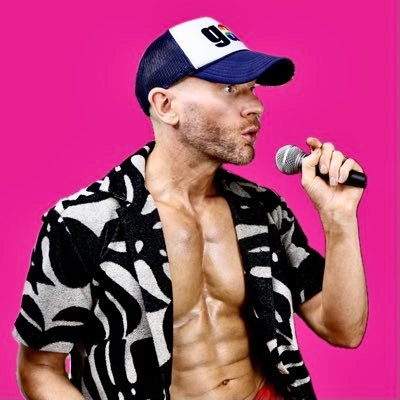 Stand-Up Comedian🎤 A Gay Dad 🏳️‍🌈 Also👉@claireandxande media@fitxanderproductions.com