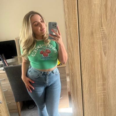 Holly_Ryan19's profile picture. 