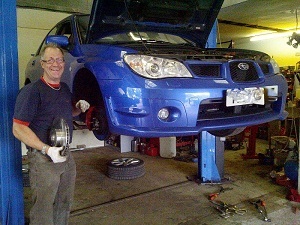 🚗 Car sales 
⚙️ Car servicing  
Mot’s
🔩 Car repairs   
🗺️ Brough, East Yorkshire  
📞 01482 669665
