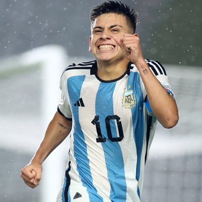 De River como Gonzalo Montiel. Nos vemos en las malas, donde los cobardes no están 🤘