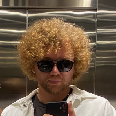 kapklam's profile picture. 🍀 Founder of digital product agency Fancy Global
🦄 8 years of experience helping companies launch & growth 
💰 100+ clients worldwide