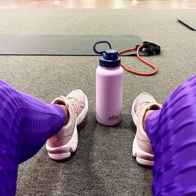 IveyLala89's profile picture. I’m a mobile licensed massage therapist and I render all kinds of body massage 🥰🥰