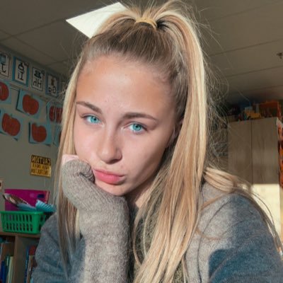 hannahh1774's profile picture. 