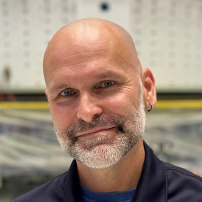 Andy Rechenberg, #Cincinnati native, Test Engineer, Flight Controller, Tough and Competent, Runner, DJ, Photographer, #NASASocial. #WhoDey. Views are my own.