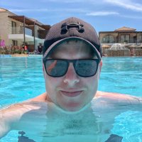 Josh H (@j10hug) 's Twitter Profile