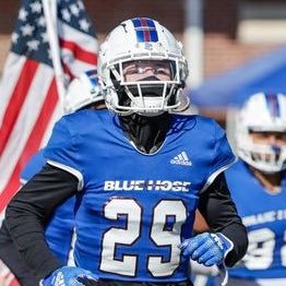 Route Runner @bluehoseftball | Chasing Greatness. | Charlotte Catholic High School ‘23 | 2x State Champion | 4A All-Conference