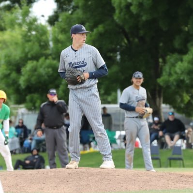 6’2 195 lbs Merced College RHP ‘24 | FB: 90-92 2350 rpm T93 CB: 76 2700 rpm CH: 78-79 1900 rpm