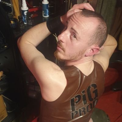 chiotte08's profile picture. follow me :-)